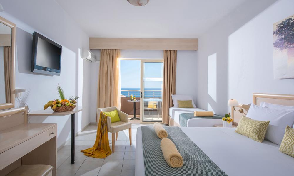 Executive Rooms Sea View (main building)